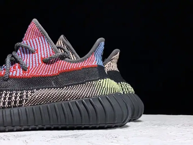 Boost Adidas Yeezy FW5190 V2 